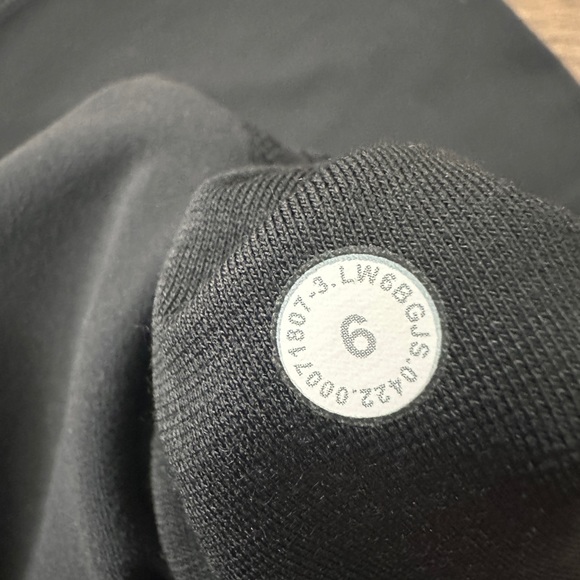 Lululemon 23” - Picture 3 of 12